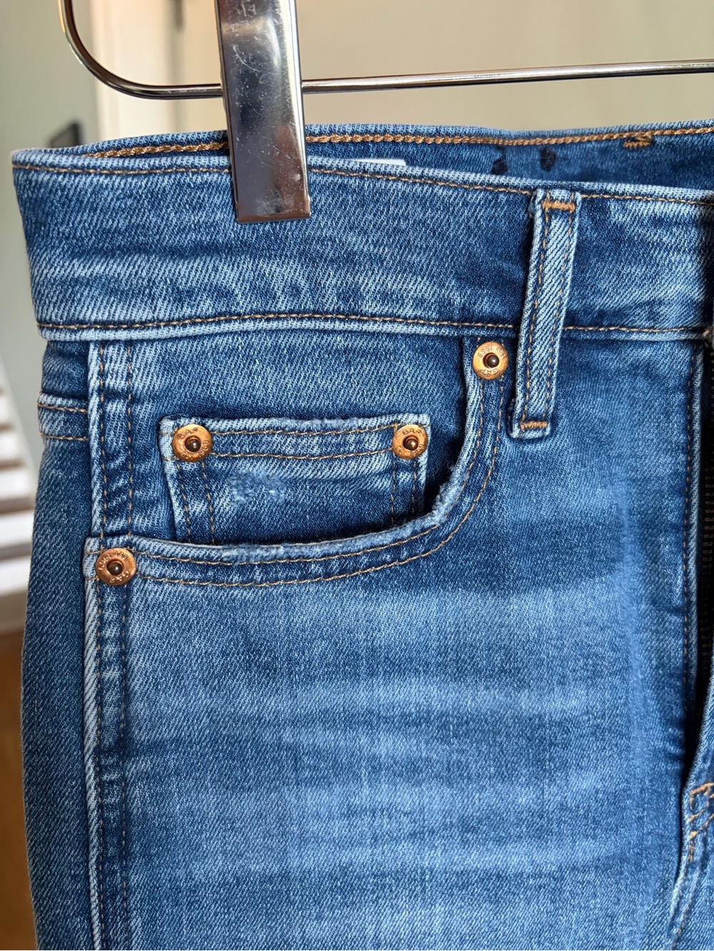 GAP
VINTAGE SLIM HIGH RISE JEANS - Picture 4 of 8